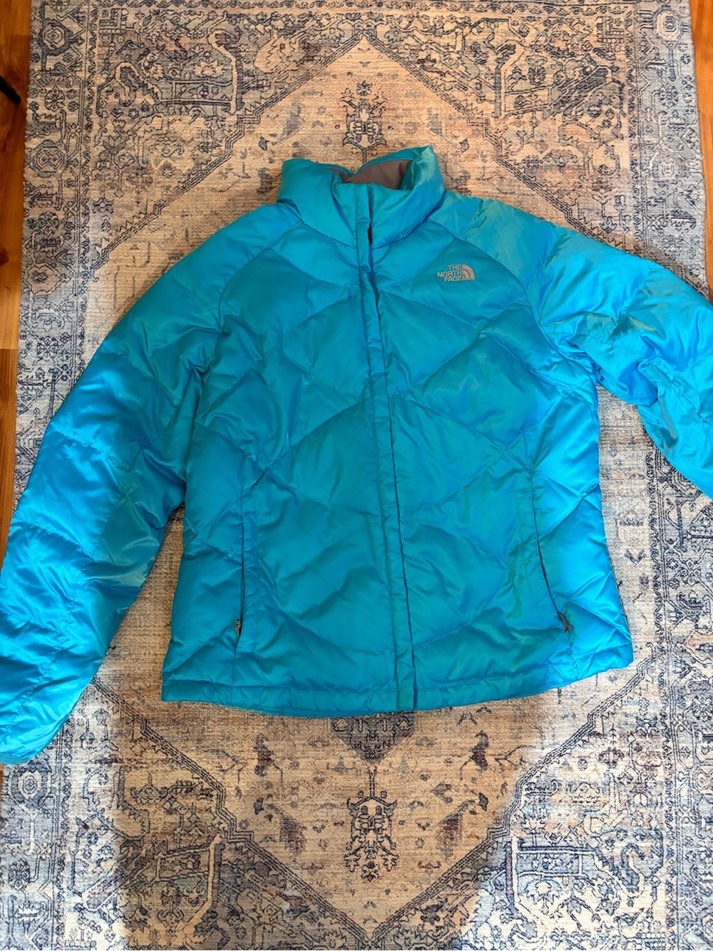 The North Face Women's Blue Puffer Jacket Size XL